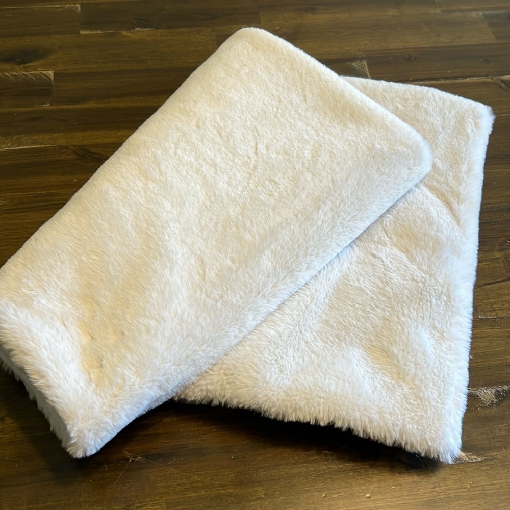 Pottery Barn Kids Faux Fur Blanket Neutral Gray Cream Taupe